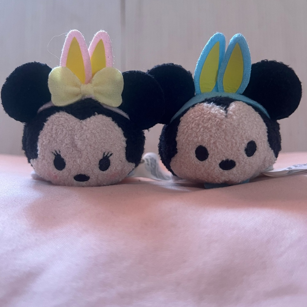 NWT: Tsum Tsum Mickey and Minnie
